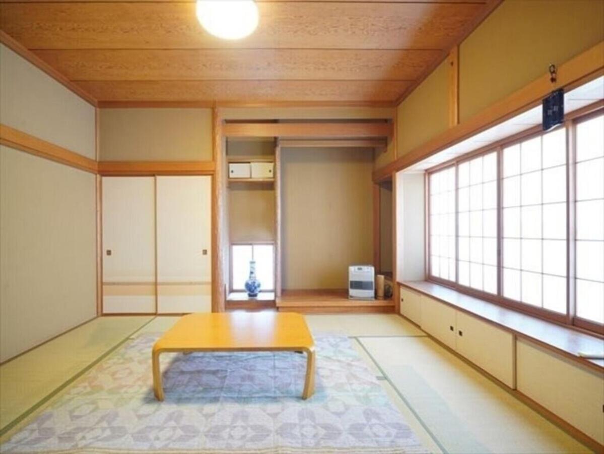 海と駅の近くのゲストハウス海悠 Ito  Exteriér fotografie